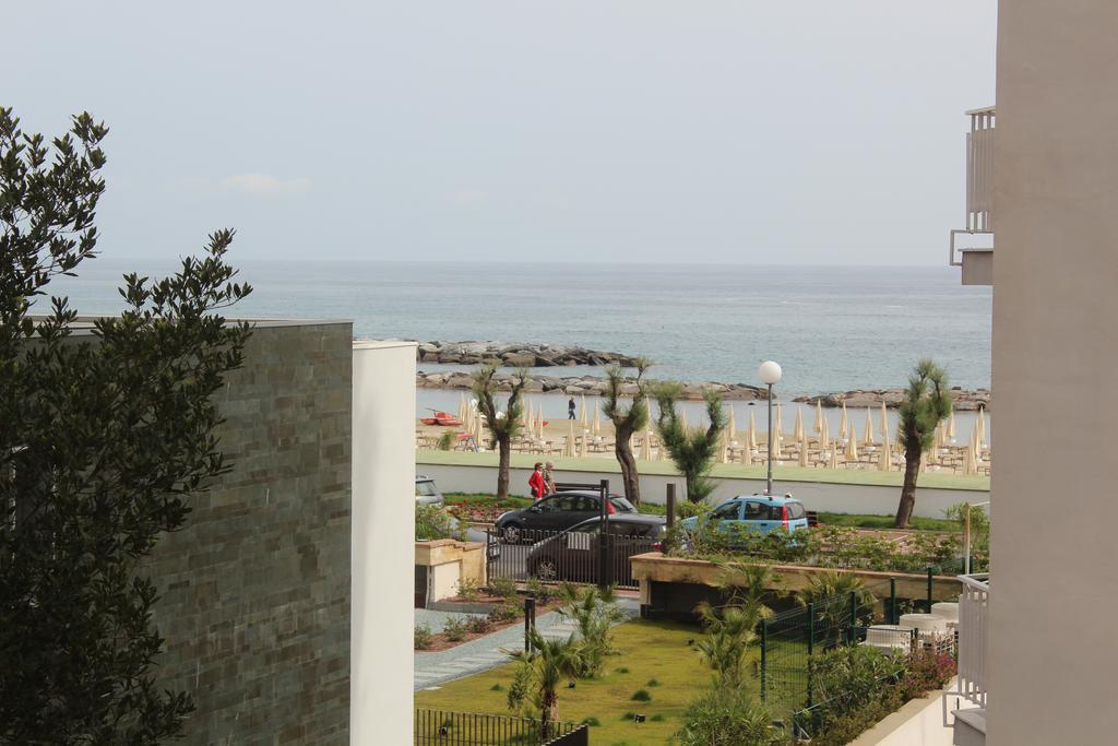 Miramare *